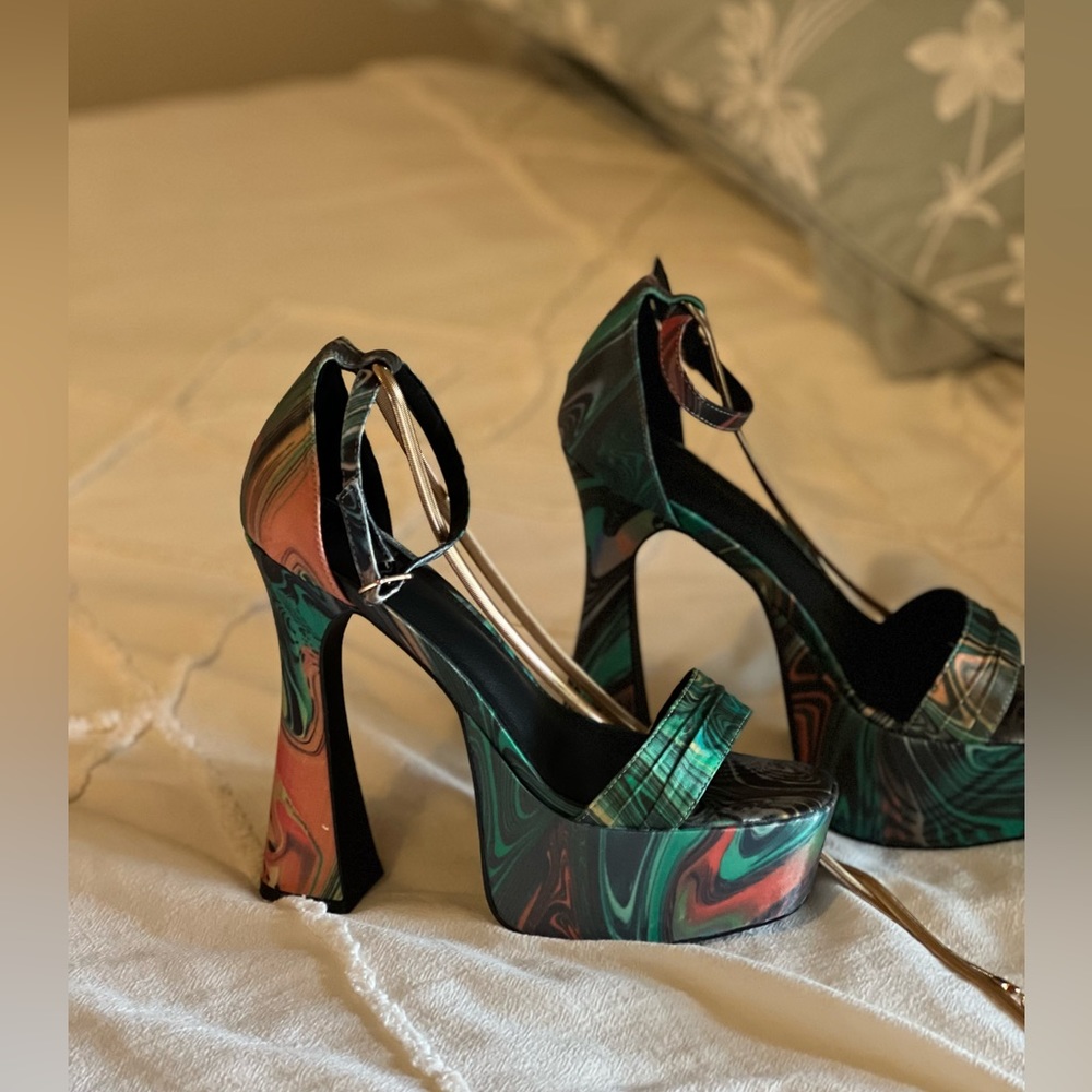 Green Mystic Bangle Heels